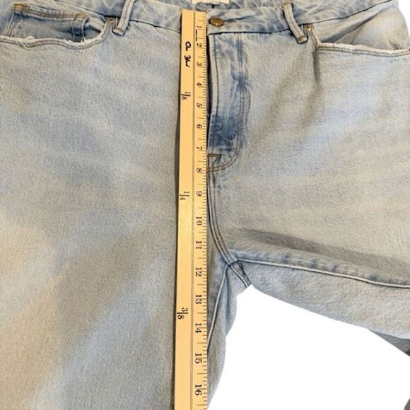 Good American Jeans The Weekender Boyfriend Raw Hem Light wash Size 14 - Picture 11 of 13